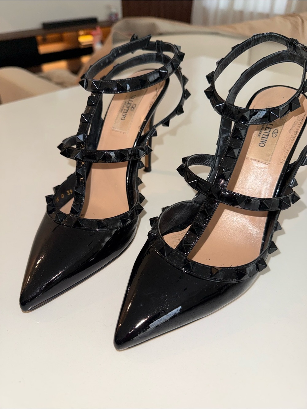 Valentino Garavani Black Patent Rockstud Strappy Pointed Heels - Picture 2 of 3